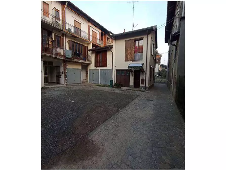 Immagine 1 di Appartamento in vendita  in Vicolo San Crispino 5  a Cirimido