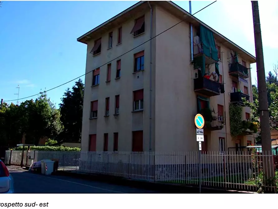 Immagine 1 di Appartamento in vendita  in gallarate Via Greppi  4 a Gallarate