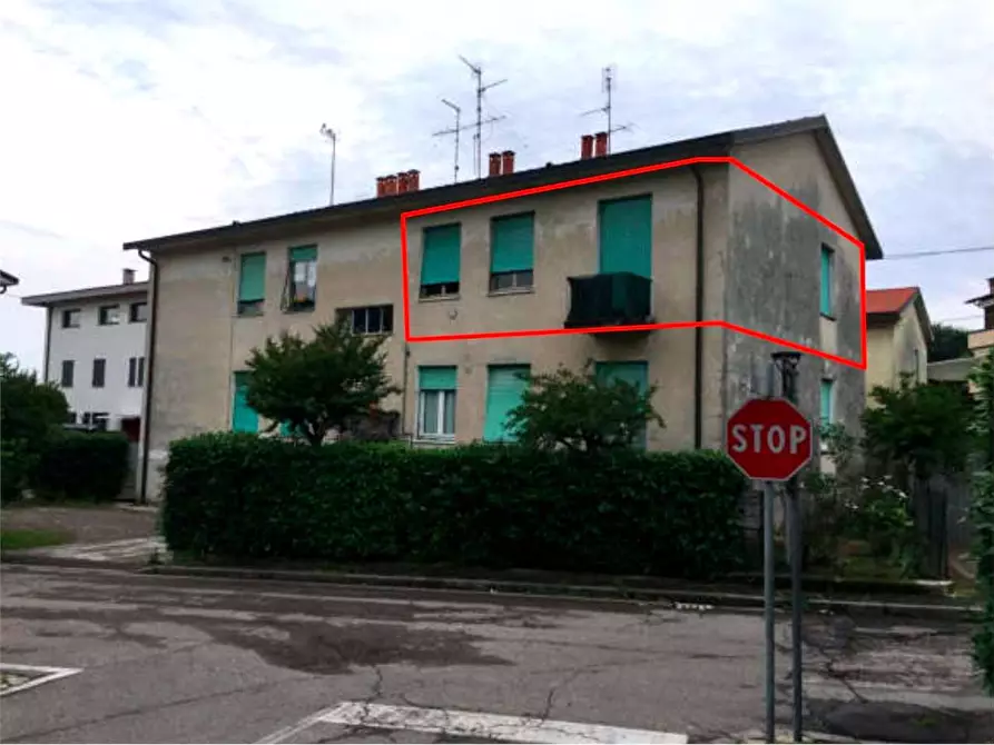 Immagine 1 di Appartamento in vendita  in Via Mazzini,   9 a Figino Serenza