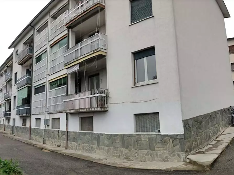 Immagine 1 di Appartamento in vendita  in Via Salvatore Quasimodo 3 a Cermenate