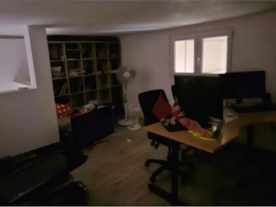 Immagine 9 di Garage in vendita  in via Nizzolina  25 a Castellanza