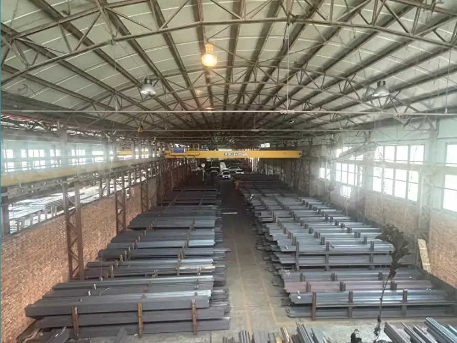 Immagine 3 di Capannone industriale in vendita  in Via Giovanni Boccaccio 40 a Castiglione Olona