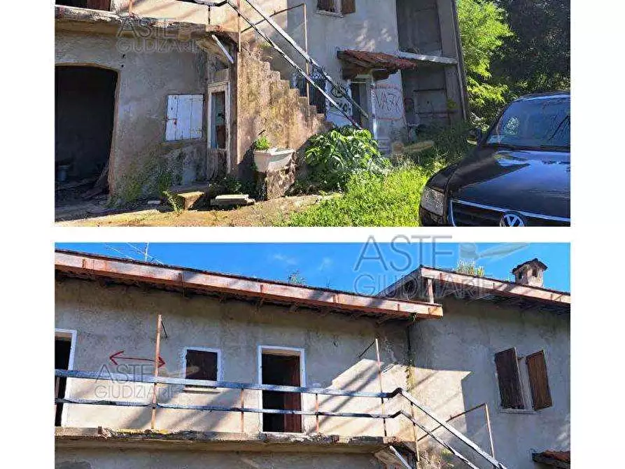 Immagine 18 di Villa in vendita  in  via Vetta d'Italia a Varese
