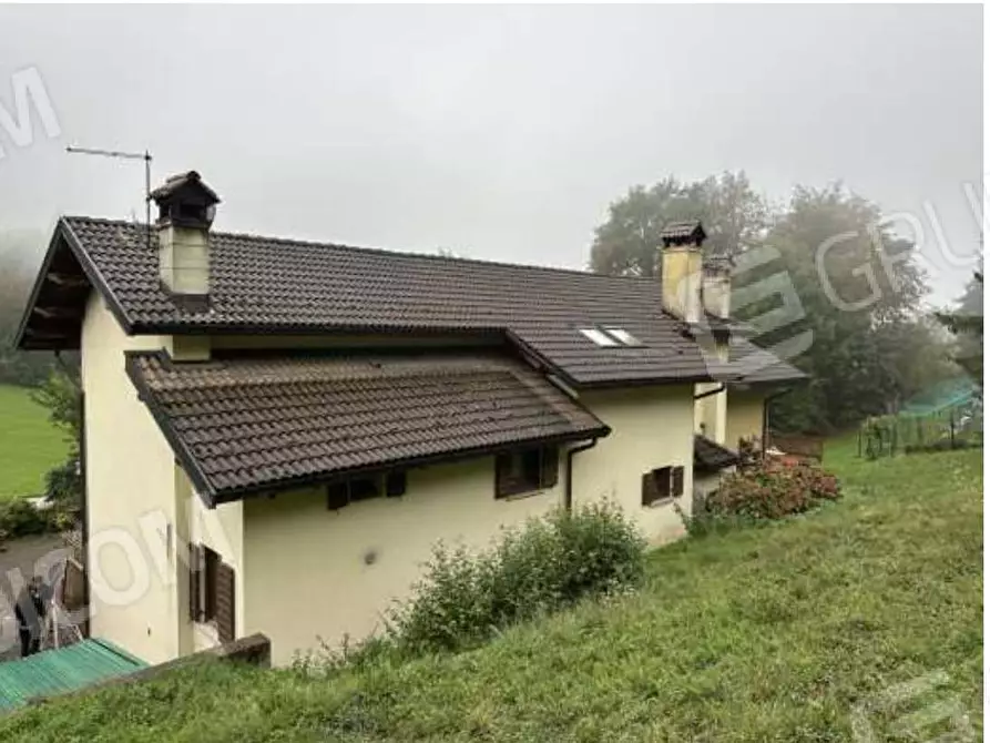 Immagine 3 di Appartamento in vendita  in Via Laste , 61 61 a Limana