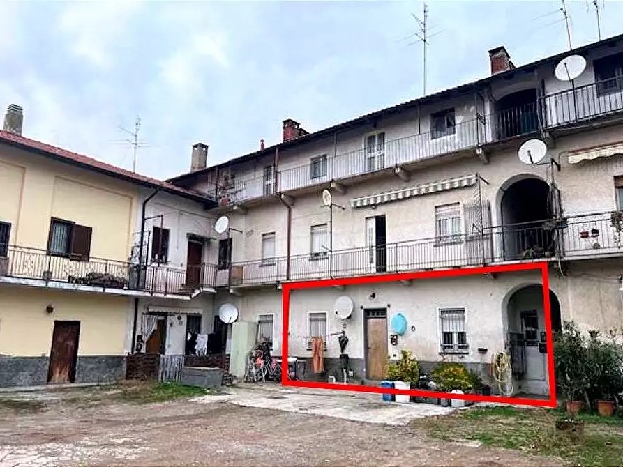 Immagine 1 di Appartamento in vendita  in Piazza SANTO STEFANO  14 a Olgiate Olona