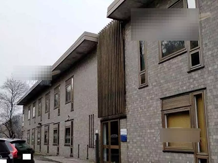 Immagine 1 di Ufficio in vendita  in Via Peschiera 20 20 a Varese