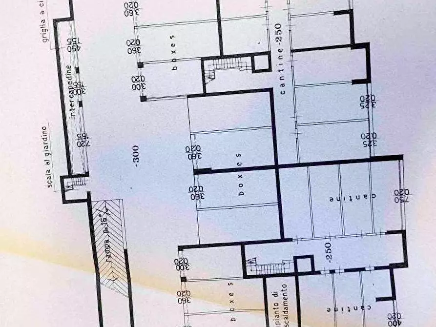 Immagine 21 di Appartamento in vendita  in Via Miogni,  14 a Varese