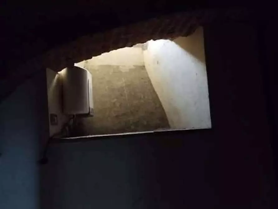 Immagine 5 di Ufficio in vendita  in Contrada Conti Coco, 21034 Cocquio-Trevisago VA, Italia 9 8 a Cocquio-Trevisago