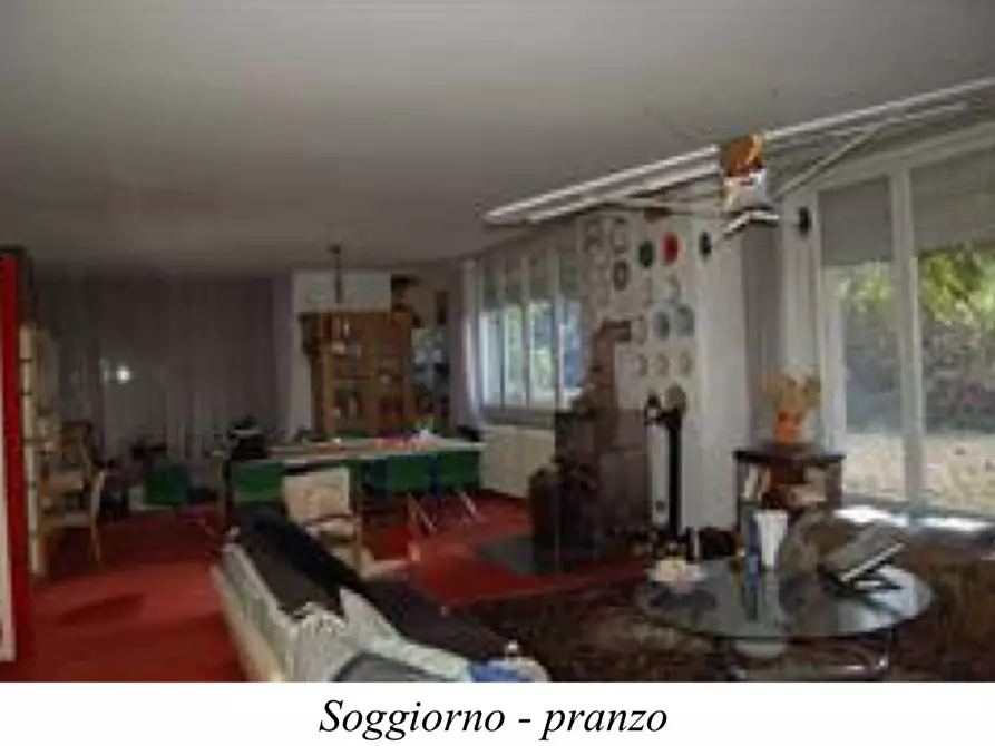 Immagine 27 di Villa in vendita  in Via Mazzini 2 a Albizzate