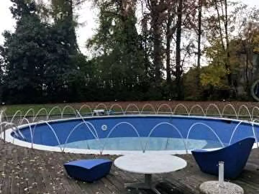 Immagine 8 di Villa in vendita  in Via Mazzini 3 a Albizzate