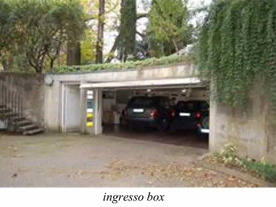 Immagine 27 di Villa in vendita  in Via Mazzini 3 a Albizzate