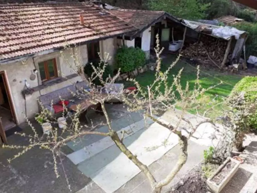 Immagine 1 di Appartamento in vendita  in Via Pora  8 a Cuvio