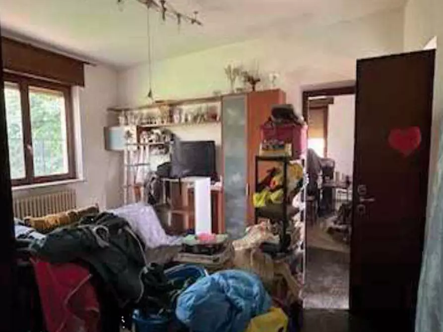 Immagine 8 di Appartamento in vendita  in Via Giosuè Carducci 10 a Tradate