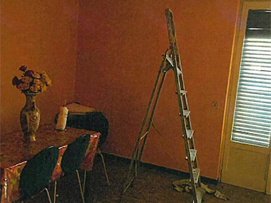 Immagine 2 di Appartamento in vendita  in Via Milano 117 a Angera