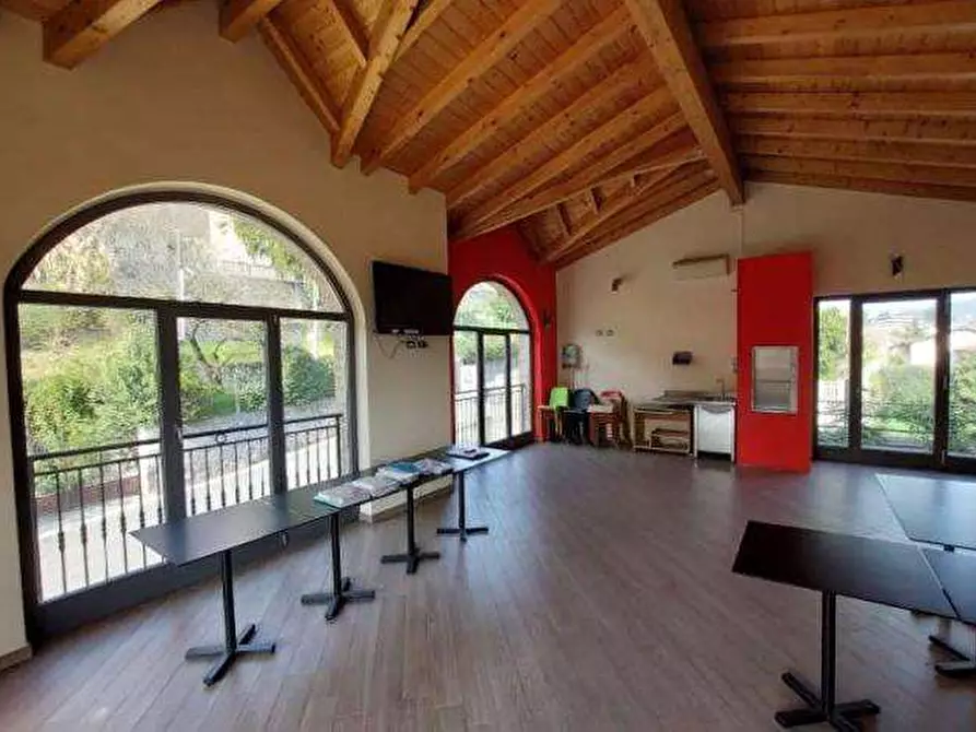 Immagine 9 di Negozio in vendita  in Via Venti Settembre snc a Caravate