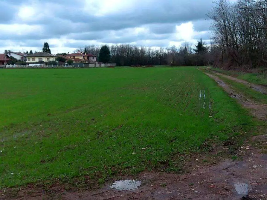 Immagine 1 di Terreno agricolo in vendita  in Via per Dairago snc a Busto Arsizio