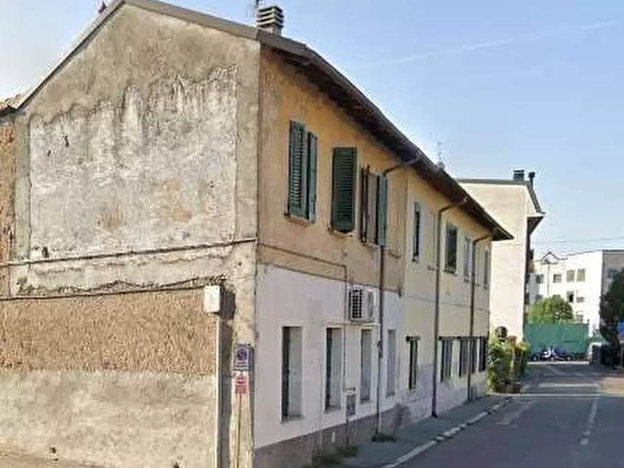 Immagine 2 di Appartamento in vendita  in Via GUGLIELMO MARCONI 6 a Rescaldina