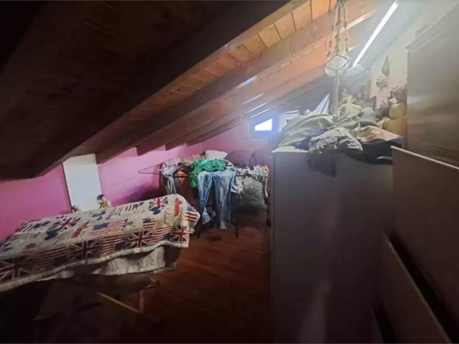 Immagine 9 di Appartamento in vendita  in Via Roma  2 a Brebbia