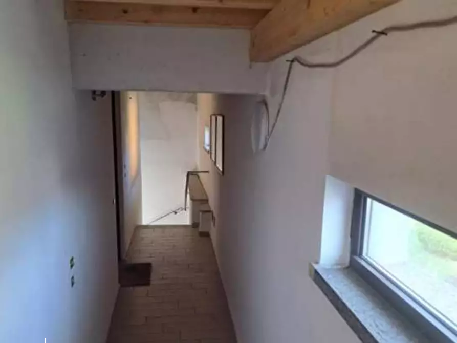 Immagine 15 di Appartamento in vendita  in Via Roma  2 a Brebbia