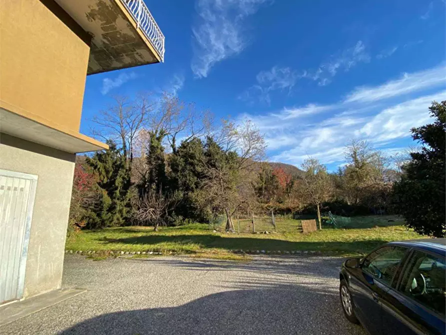 Immagine 7 di Appartamento in vendita  in Via VALCUVIA 20 a Casalzuigno