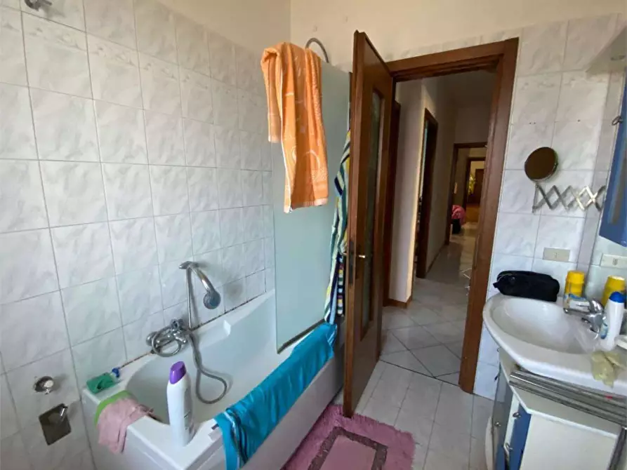 Immagine 22 di Appartamento in vendita  in Via VALCUVIA 20 a Casalzuigno