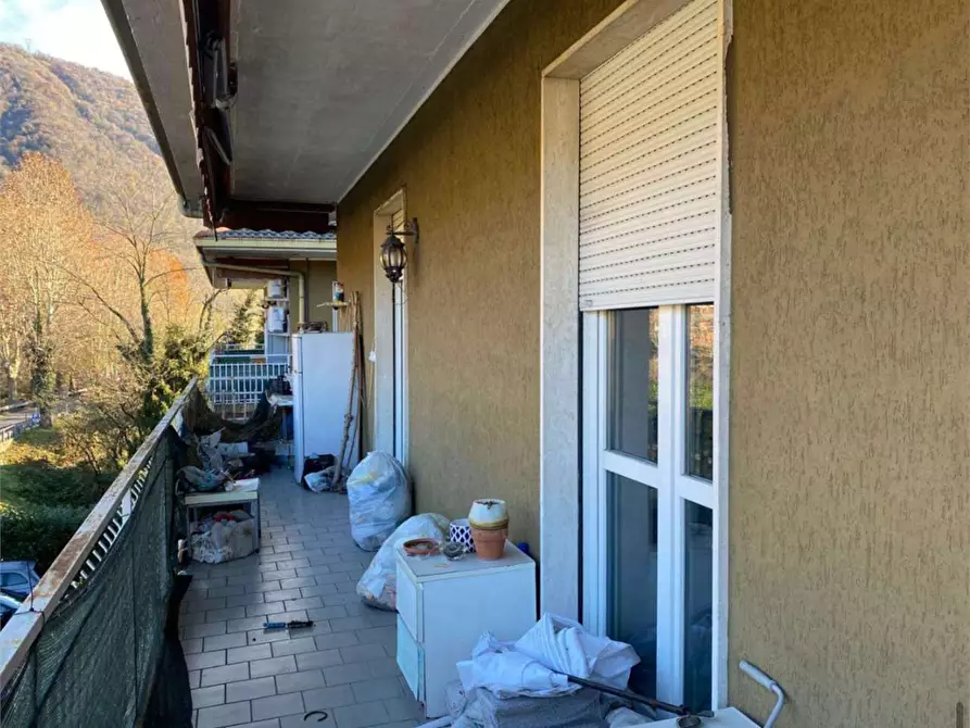 Immagine 24 di Appartamento in vendita  in Via VALCUVIA 20 a Casalzuigno