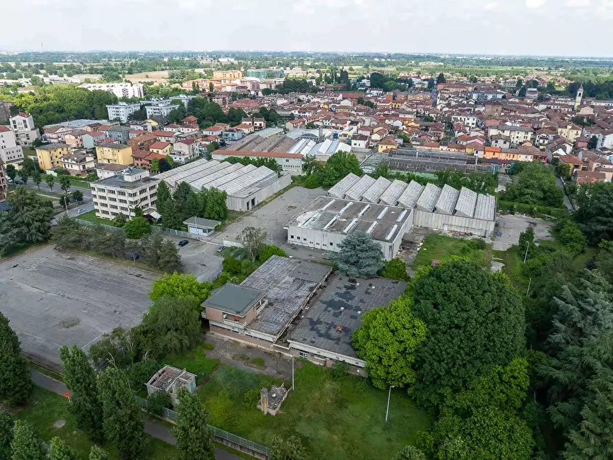 Immagine 2 di Terreno edificabile in vendita  in Via Isonzo a Lacchiarella
