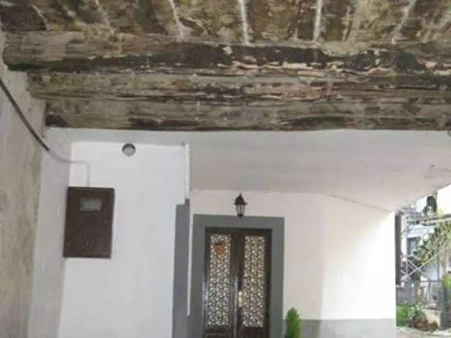 Immagine 4 di Appartamento in vendita  in via della Croce  21 a Viggiù