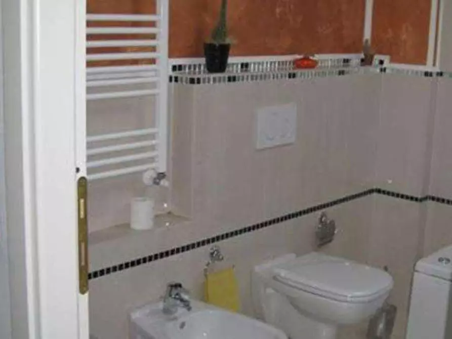 Immagine 12 di Appartamento in vendita  in via della Croce  21 a Viggiù