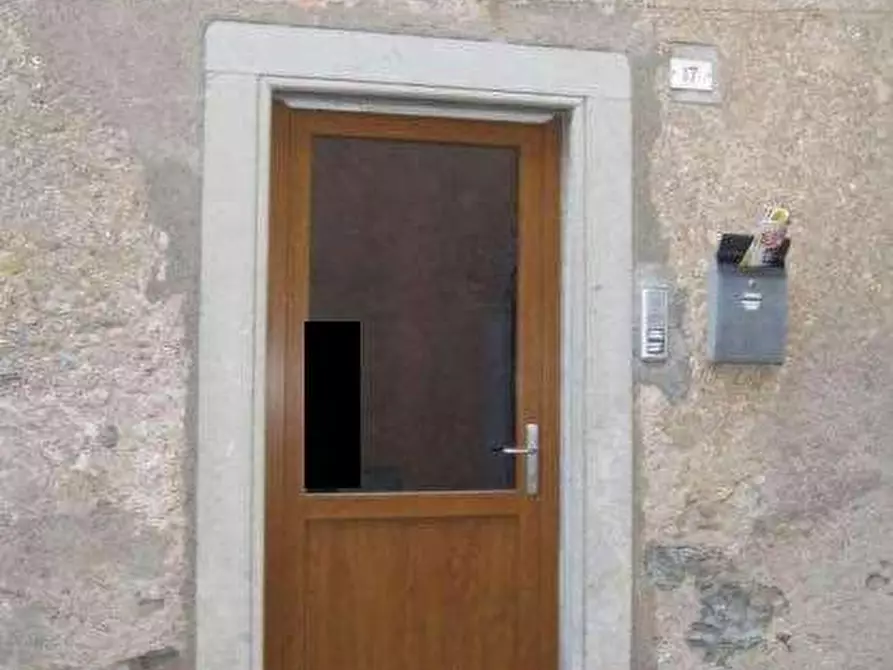 Immagine 15 di Appartamento in vendita  in via della Croce  21 a Viggiù