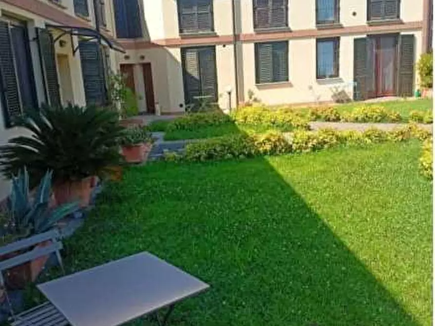 Immagine 2 di Appartamento in vendita  in Via De Amicis 2 a Varano Borghi