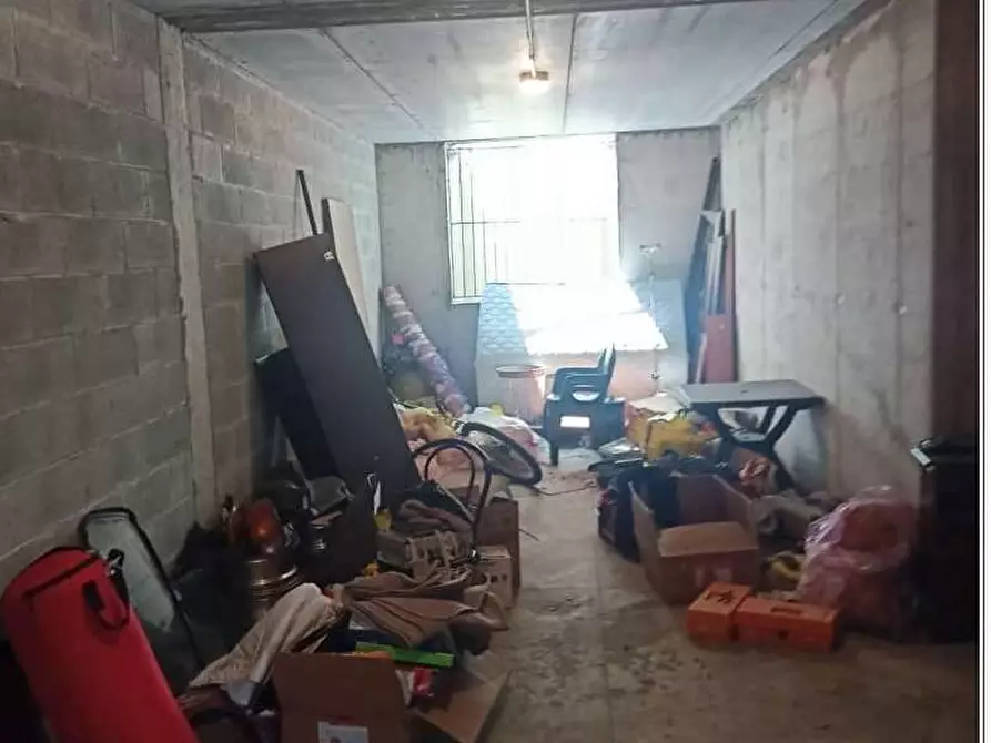 Immagine 13 di Appartamento in vendita  in Via De Amicis 2 a Varano Borghi