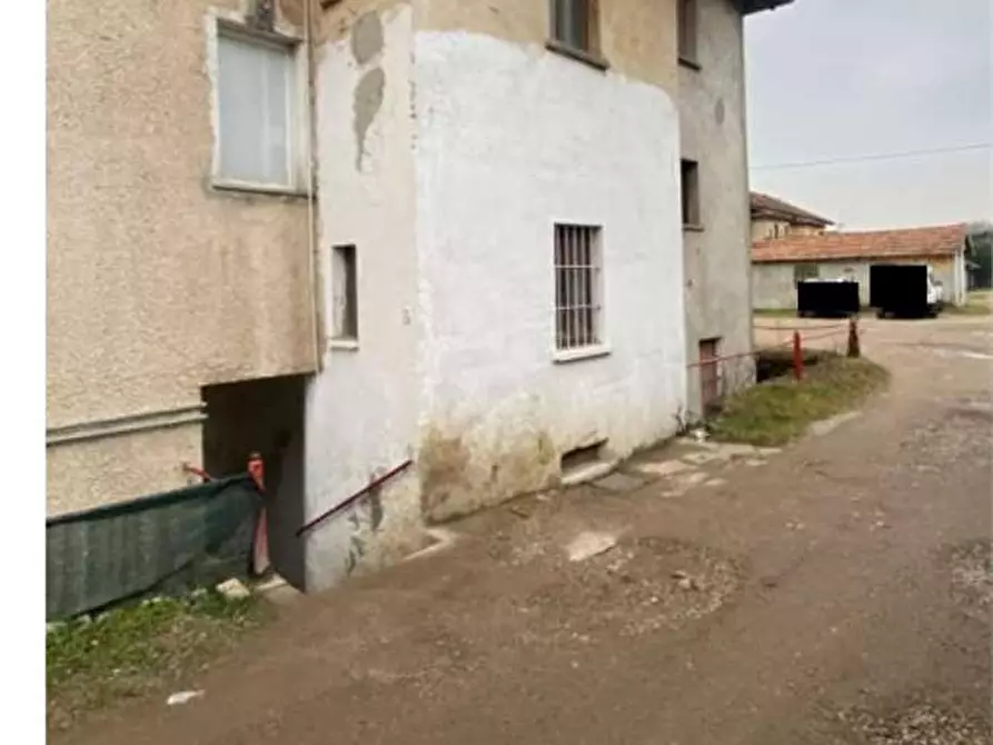 Immagine 3 di Appartamento in vendita  in Via Milius  6 a Besnate