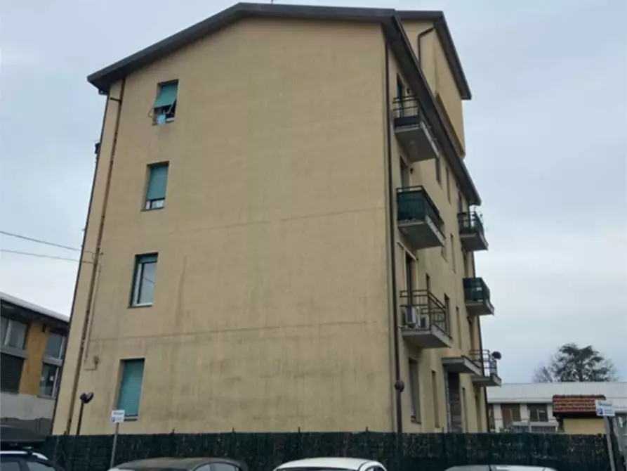 Immagine 2 di Appartamento in vendita  in Piazza corvi  4 a Biandronno