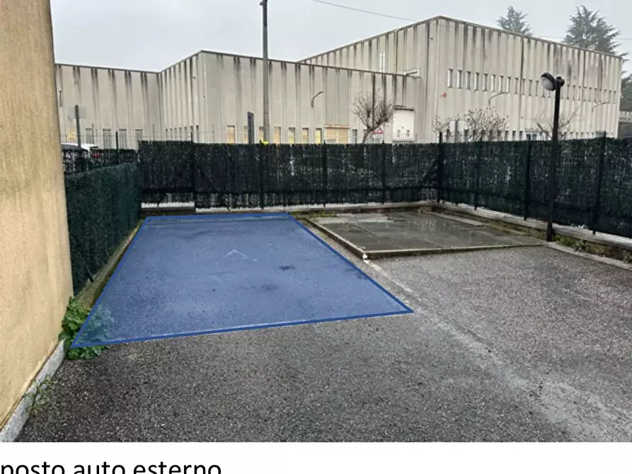 Immagine 15 di Appartamento in vendita  in Piazza corvi  4 a Biandronno