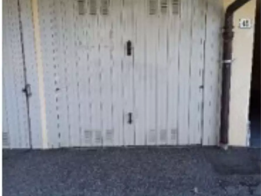 Immagine 17 di Appartamento in vendita  in Via S. Carlo 45 a Verano Brianza