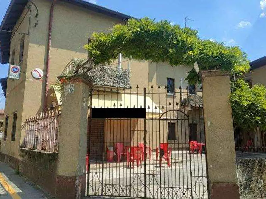 Immagine 1 di Negozio in vendita  in Via ROMA 29 a Golasecca