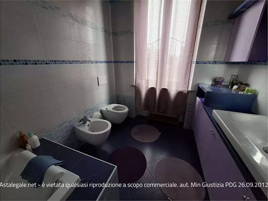 Immagine 35 di Casa indipendente in vendita  in Via ROSSINI 46 a Busto Arsizio