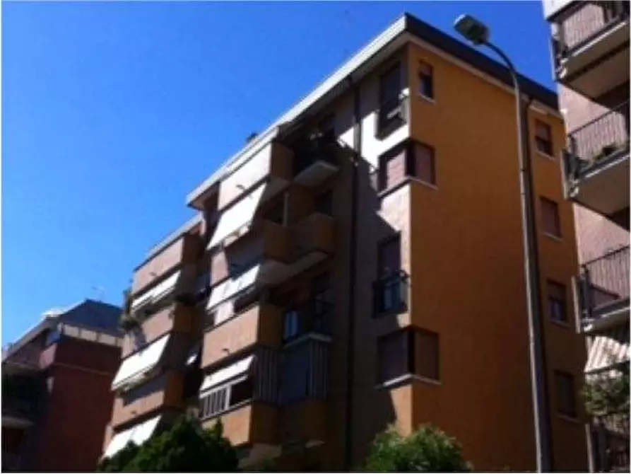 Immagine 5 di Appartamento in vendita  in Via G. Castiglioni 7 a Busto Arsizio