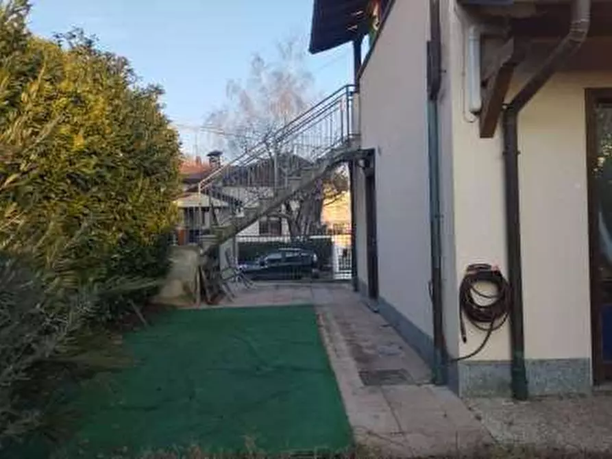 Immagine 4 di Appartamento in vendita  in Via Volta n. 23 a Cuveglio