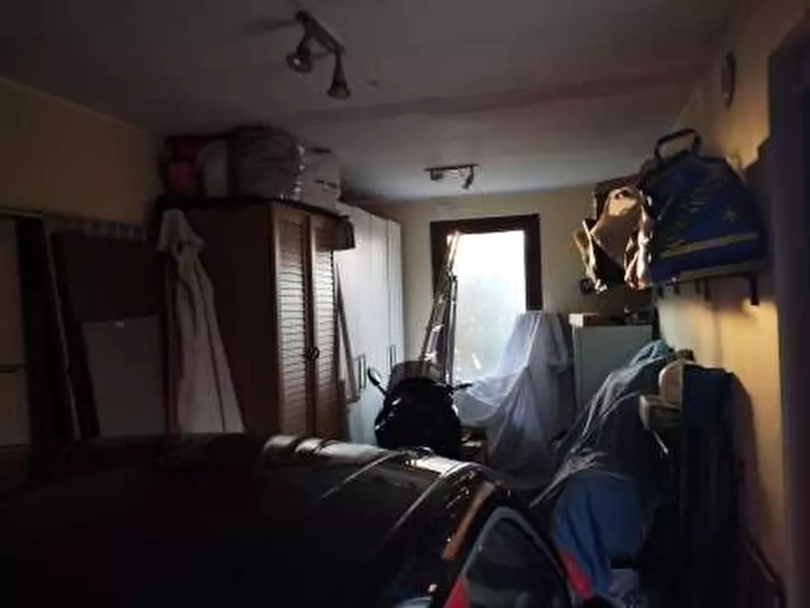 Immagine 7 di Appartamento in vendita  in Via Volta n. 23 a Cuveglio