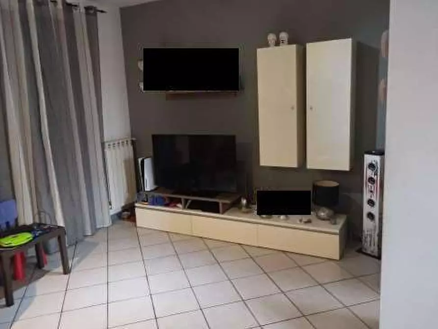 Immagine 11 di Appartamento in vendita  in Via Volta n. 23 a Cuveglio