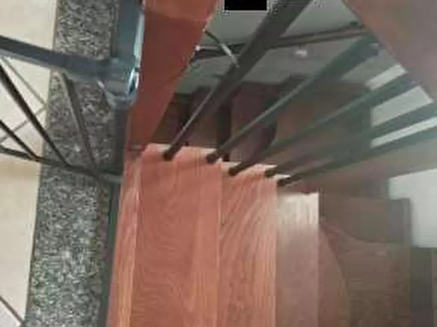 Immagine 13 di Appartamento in vendita  in Via Volta n. 23 a Cuveglio