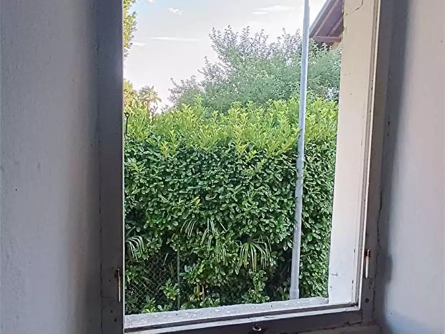 Immagine 7 di Appartamento in vendita  in via corte 14 a Laveno-Mombello