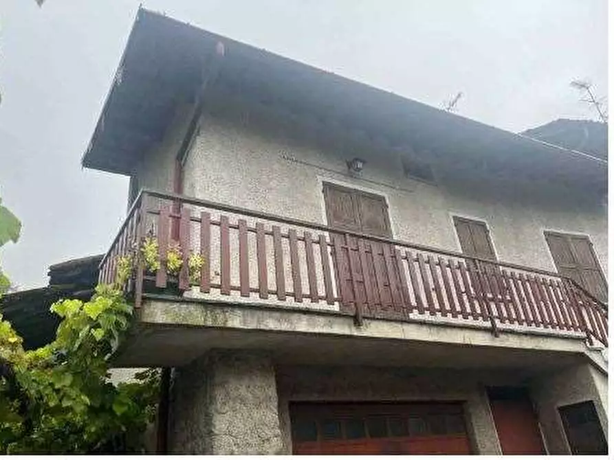 Immagine 1 di Appartamento in vendita  in Via Don Biagio Verri 20 a Barni