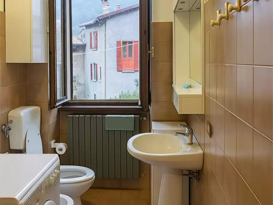 Immagine 6 di Appartamento in vendita  in Via Don Biagio Verri 20 a Barni