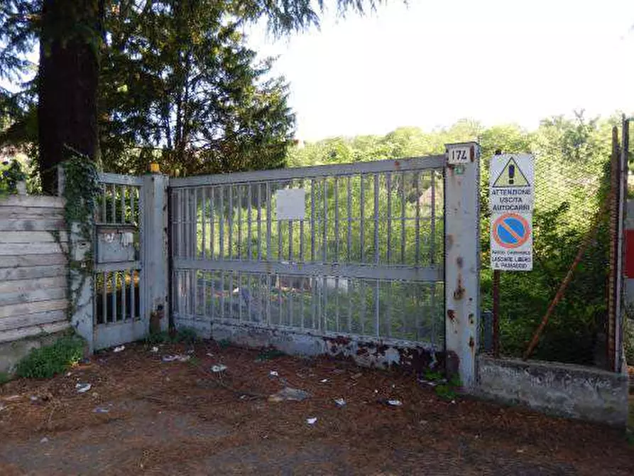 Immagine 4 di Terreno edificabile in vendita  in viale Aguggiari a Varese