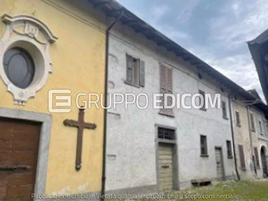 Immagine 1 di Appartamento in vendita  in Via della Chiesa 13 a Cuvio