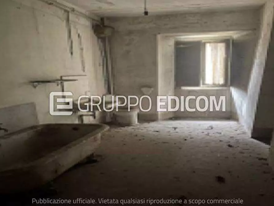 Immagine 8 di Appartamento in vendita  in Via della Chiesa 13 a Cuvio