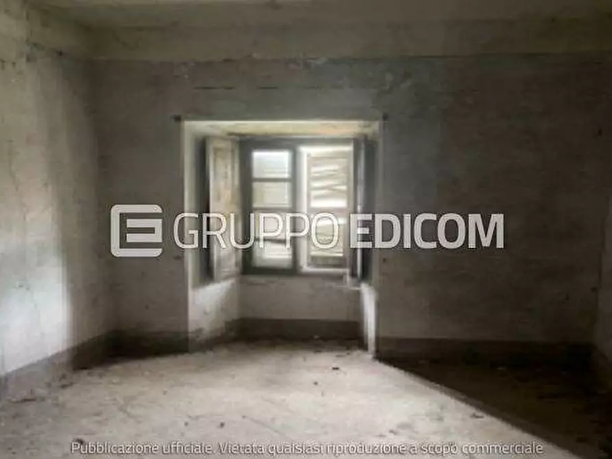 Immagine 10 di Appartamento in vendita  in Via della Chiesa 13 a Cuvio